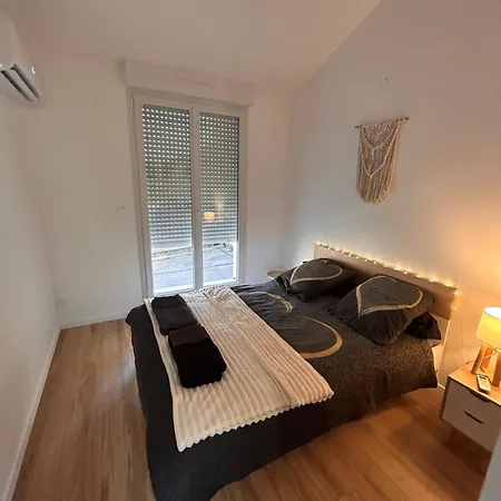Hébergement de vacances Maison De *